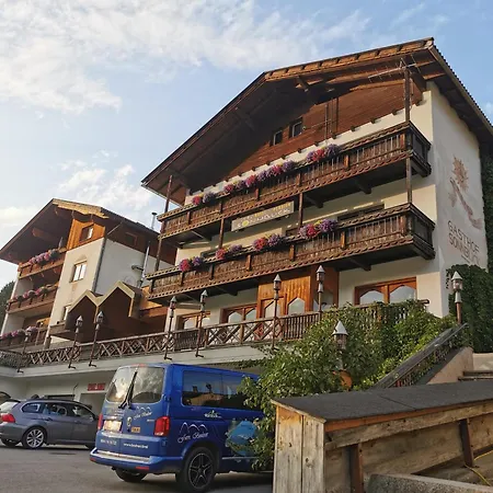 Sonnblick 住宿加早餐酒店 3*